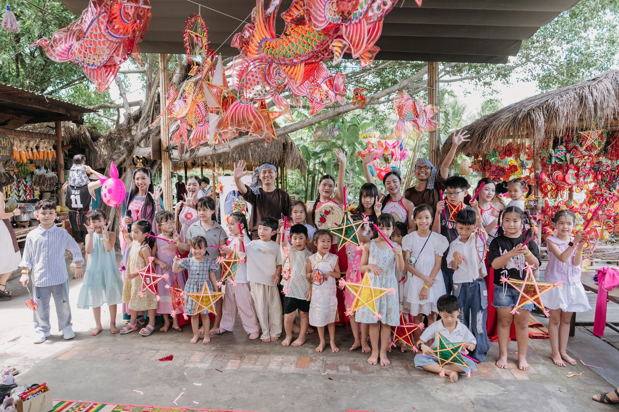 Workshop làm lồng đèn