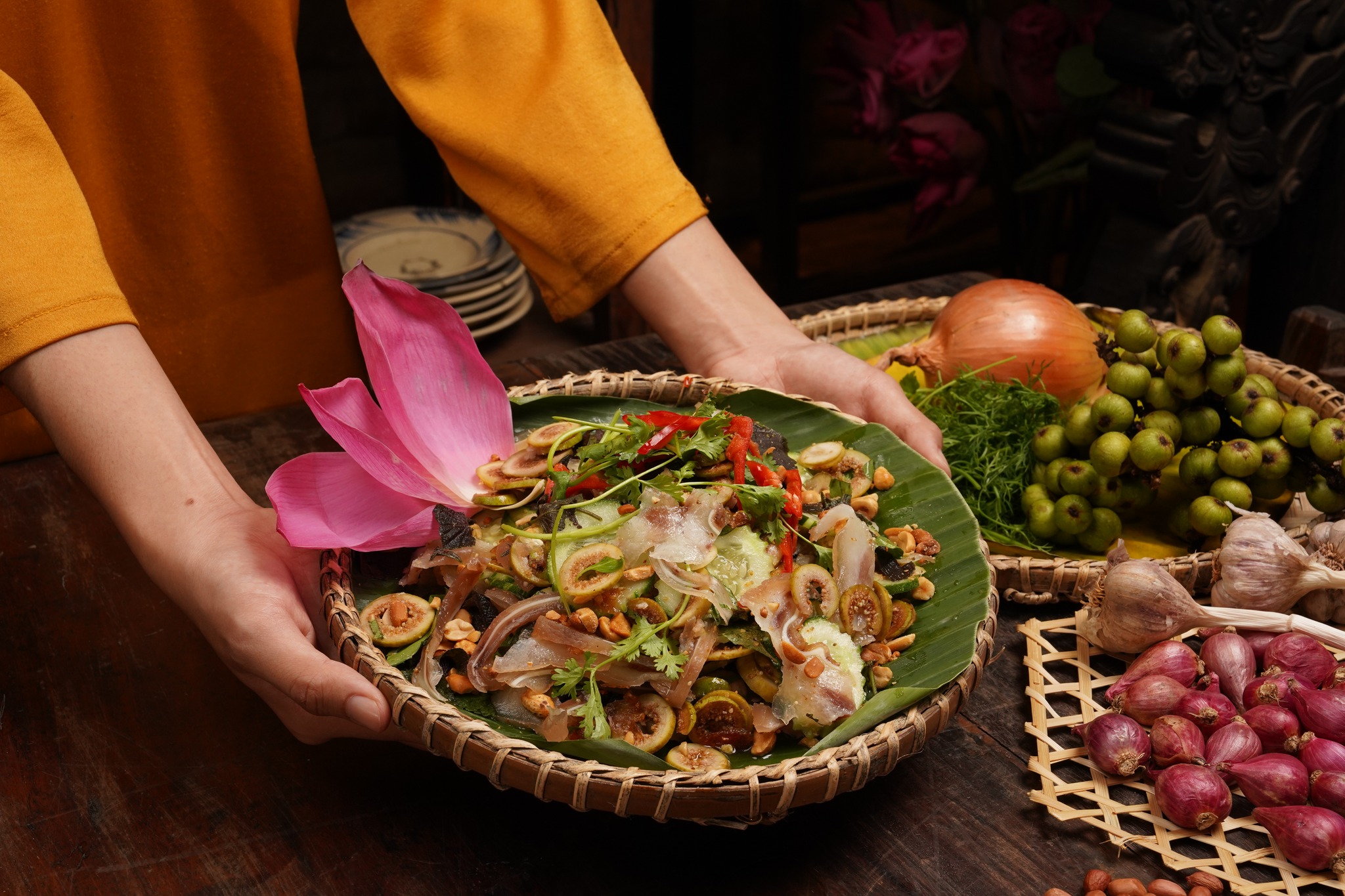 Thưởng thức ẩm thực thuần Việt