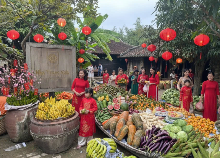 Countryside Tet Market